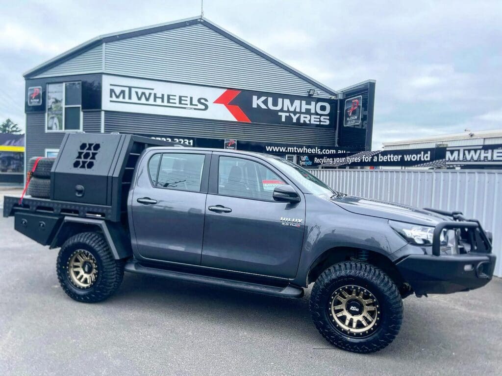 Dirty Life Canyon Pro Wheels On A Hilux By Mt Wheels