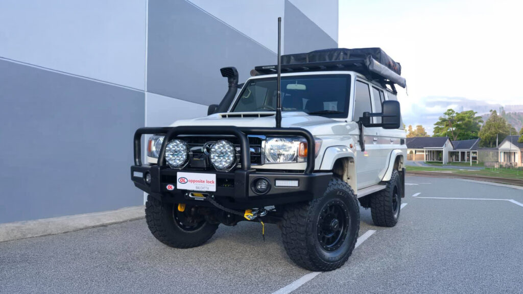 Dwc Landcruiser 78 Autobarn Opposite Lock Balcatta 76 Series Landcruiser Dynamic Alloy Brutal 2 Copy